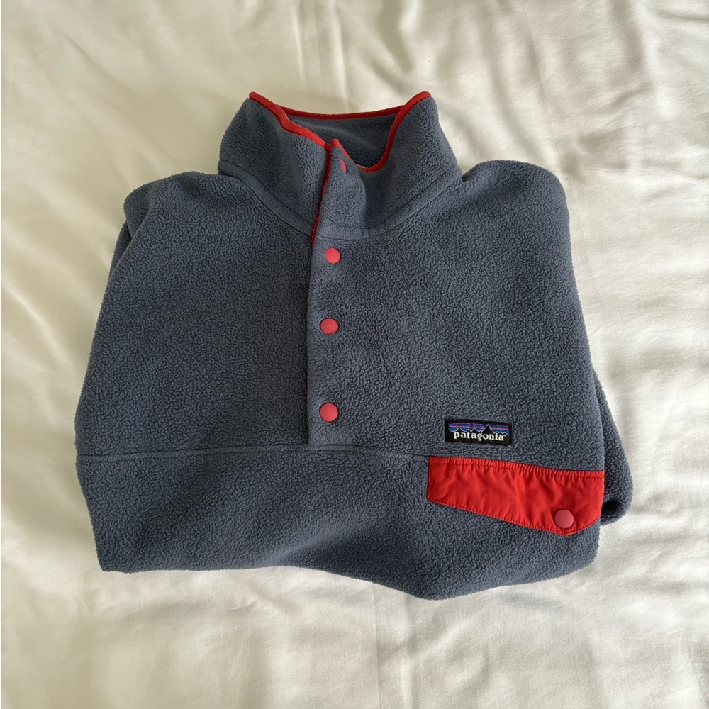 Patagonia synchilla medium royal blue and red.